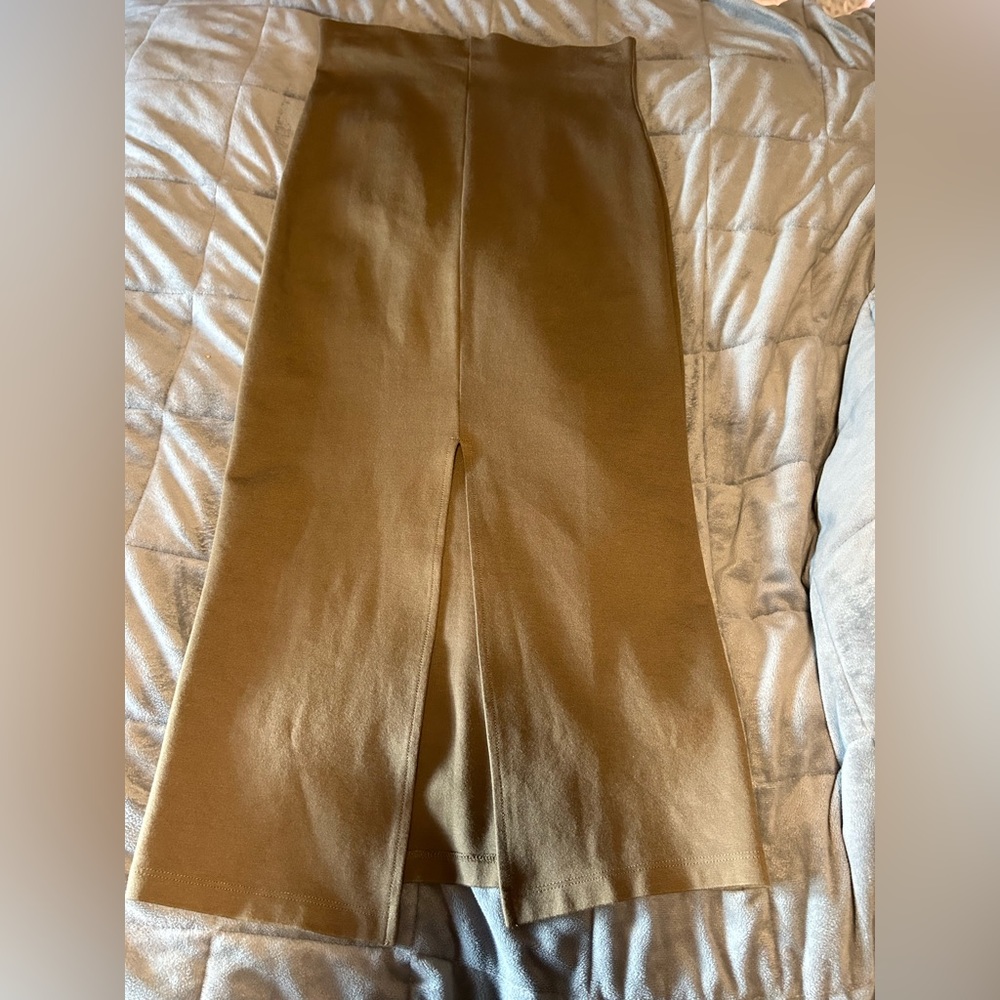 Free People women’s pencil skirt w back slit size small